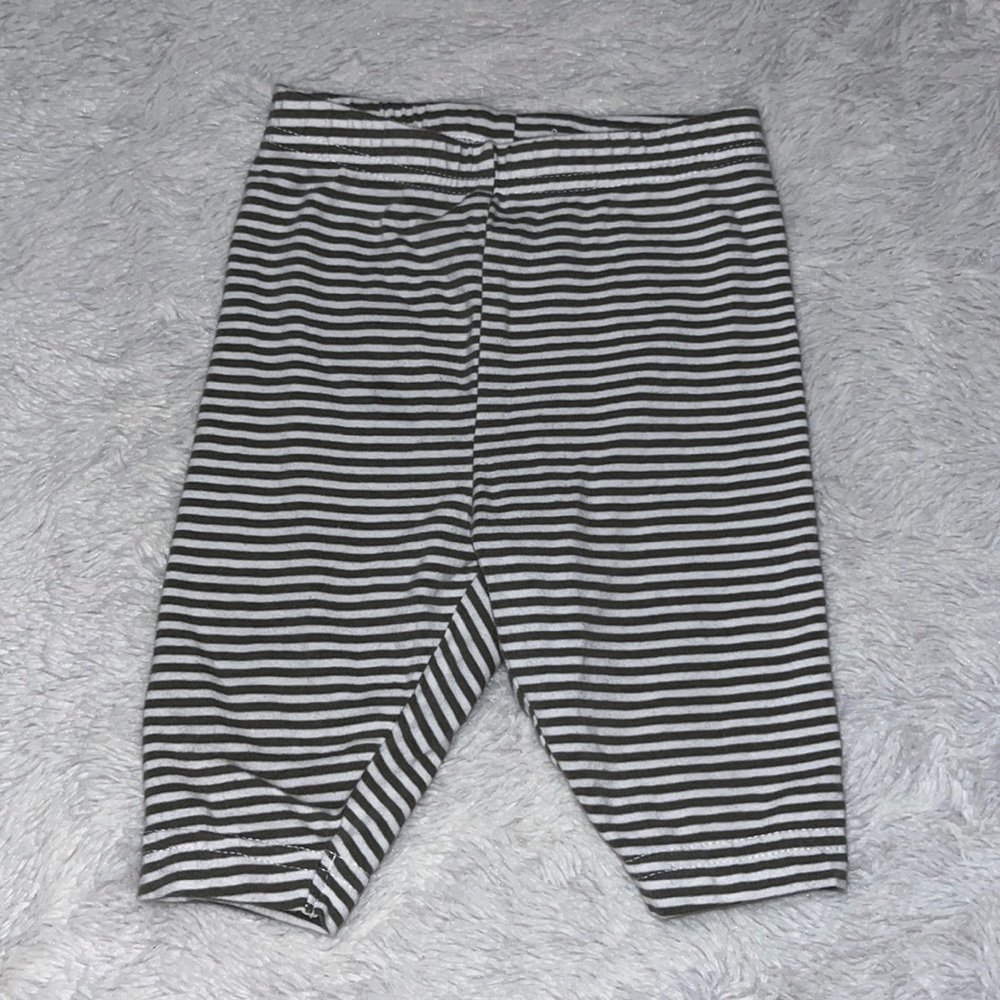 (3 for $10) carters 6 month stripped pants